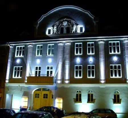 Centrum Integracji Kulturalnej Orzel 3*